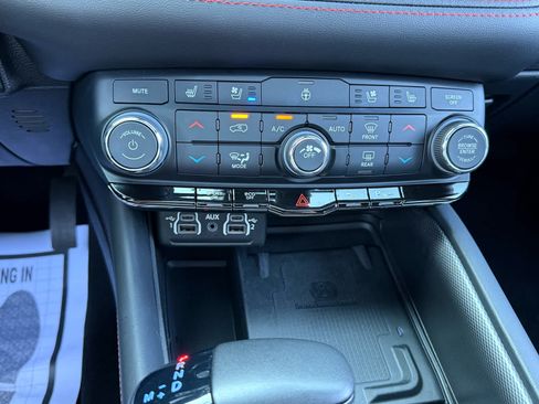 Used 2024 Dodge Durango R/T RWD image 21