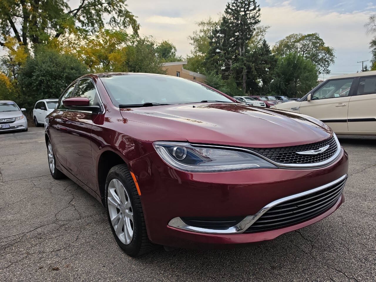Used 2015 Chrysler 200 Limited w/ Convenience Group FWD image 5