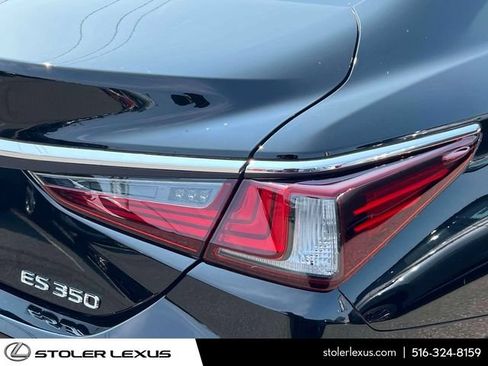 Used 2024 Lexus ES 350 w/ Premium Package FWD image 8