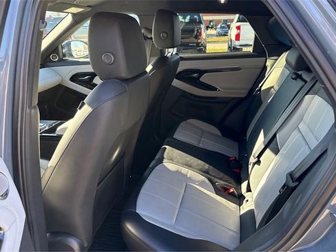 Used 2022 Land Rover Range Rover Evoque R-Dynamic S image 10