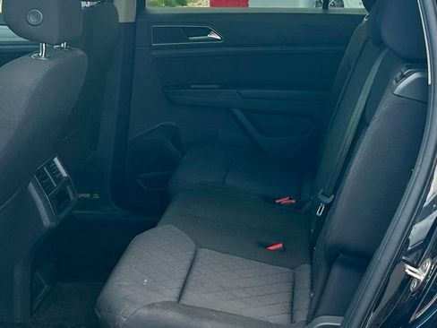 Used 2018 Volkswagen Atlas Launch Edition AWD/4WD image 7