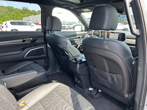 Used 2023 Kia Telluride EX X-Line AWD/4WD image 39