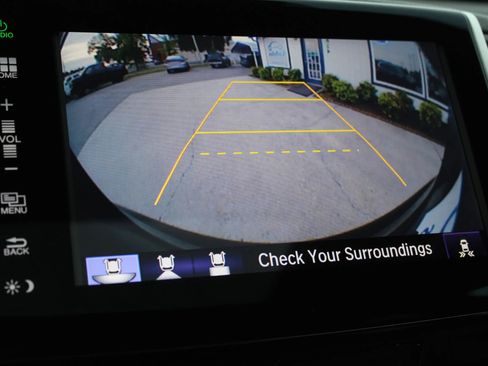 Used 2016 Honda Pilot Elite image 17