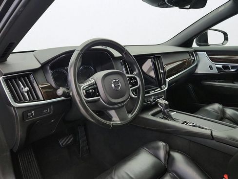 Used 2017 Volvo S90 T6 Momentum w/ Vision Package AWD/4WD image 9