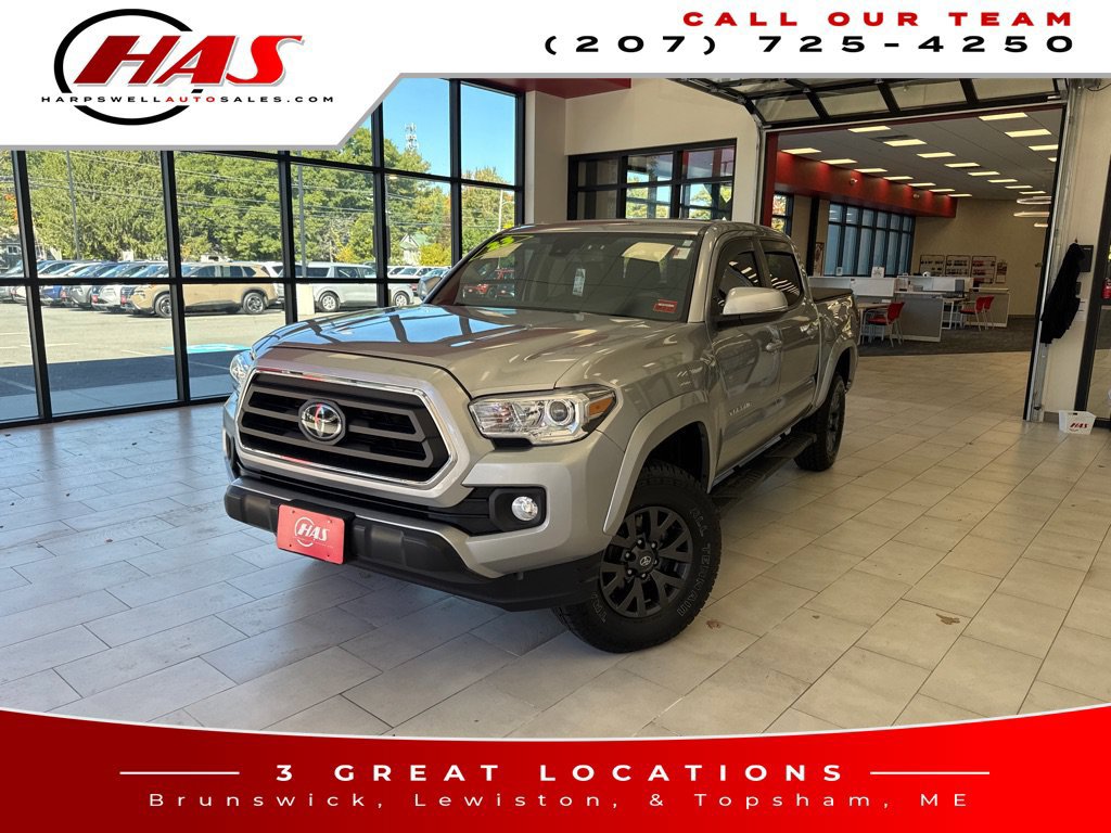 Used 2023 Toyota Tacoma SR5 w/ Technology Package AWD/4WD image 2