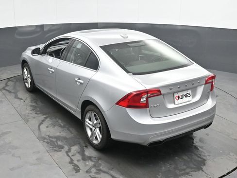 Used 2014 Volvo S60 T5 image 16