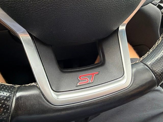 Used 2021 Ford Explorer ST w/ Equipment Group 401A AWD/4WD image 13