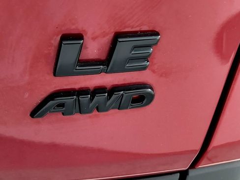 Certified 2022 Toyota RAV4 LE AWD/4WD image 14