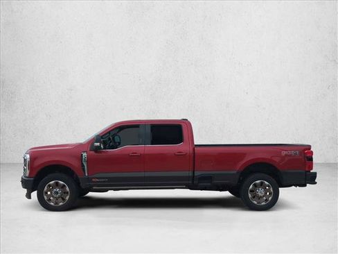 Used 2024 Ford F350 King Ranch w/ FX4 Off-Road Package image 9