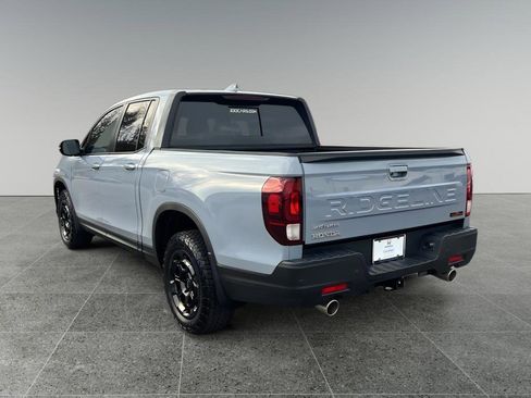 Certified 2025 Honda Ridgeline TrailSport+ image 4