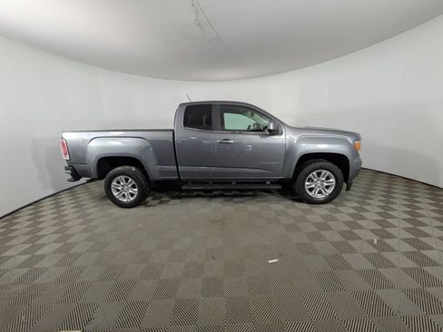 Used 2020 GMC Canyon SLE w/ Driver Alert Package image 2
