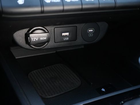 Used 2024 Hyundai Elantra SEL w/ Convenience Package image 19