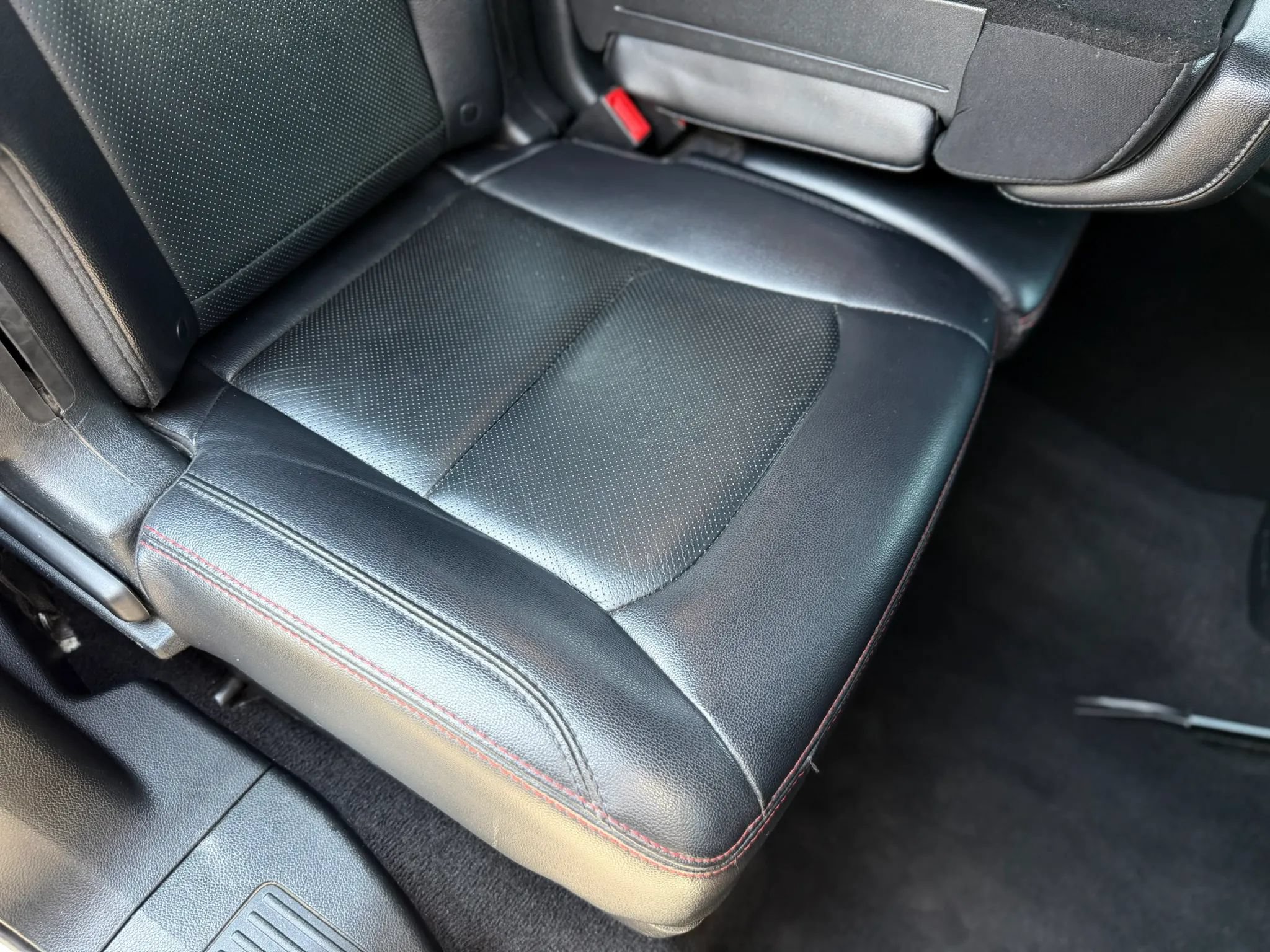 Used 2019 Ford Explorer Sport AWD/4WD image 13