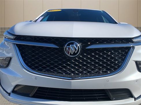 Used 2023 Buick Enclave Avenir w/ Avenir Technology Package image 9