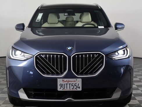 Certified 2025 BMW X3 xDrive30 w/ Convenience Package AWD/4WD image 2