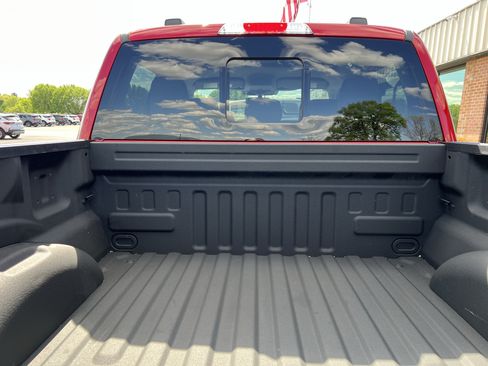 Used 2022 Ford F150 XLT w/ Equipment Group 302A High AWD/4WD image 9