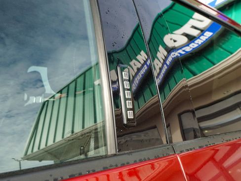 Used 2019 Ford F150 XLT w/ Equipment Group 302A Luxury image 9