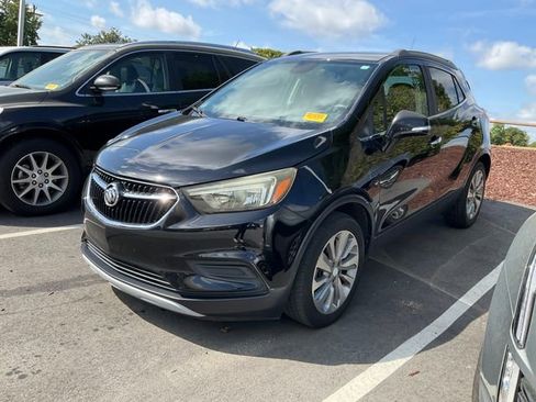 Used 2018 Buick Encore Preferred image 3