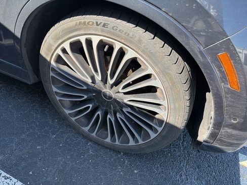 Used 2020 Lincoln Aviator Black Label w/ Dynamic Handling Package image 4