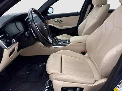 Used 2021 BMW 330i Sedan RWD image 17