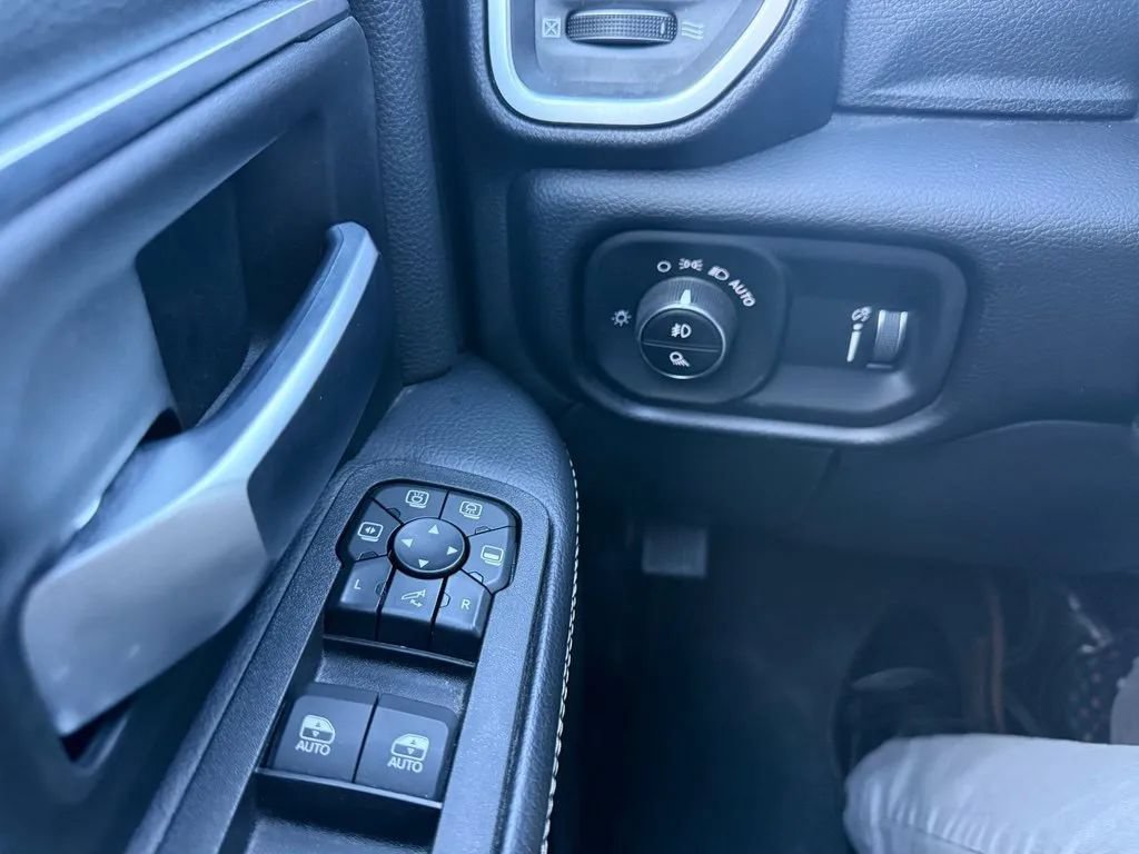 Used 2026 RAM 2500 Big Horn AWD/4WD image 23