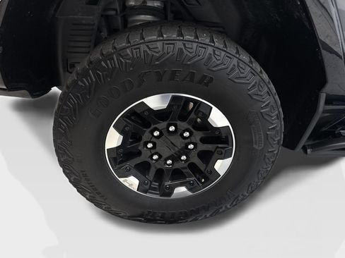 Used 2024 GMC Hummer EV 2X w/ Extreme Off-Road Package AWD/4WD image 84