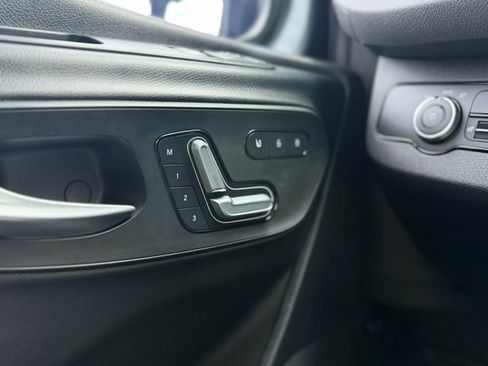 Used 2020 Mercedes-Benz Sprinter 2500 image 28