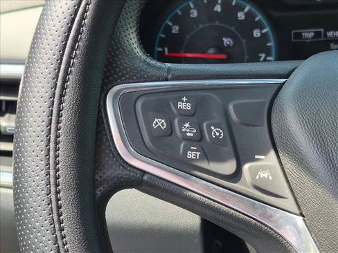 Used 2022 Chevrolet Equinox LS w/ Driver Confidence II Package FWD image 12