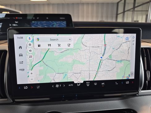 New 2025 Ford Expedition Active image 38