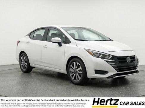 Used 2025 Nissan Versa SV FWD image 1