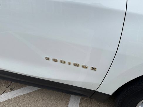 Used 2023 Chevrolet Equinox LT FWD image 6