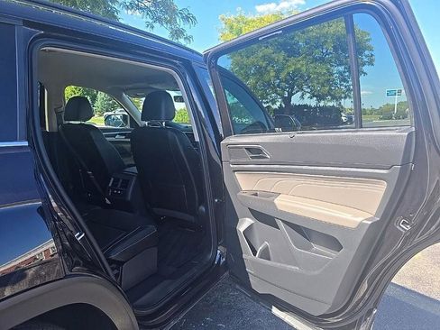 Used 2022 Volkswagen Atlas SE image 28