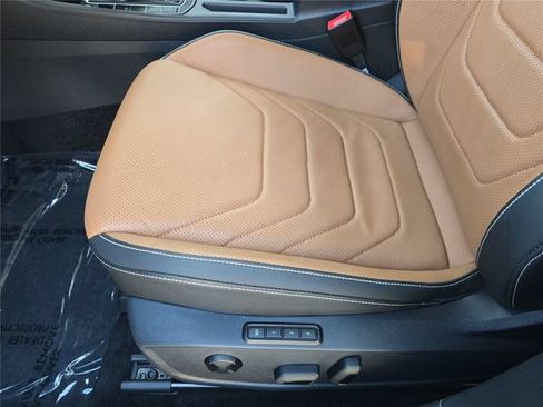 Used 2024 Volkswagen Jetta SEL FWD image 10
