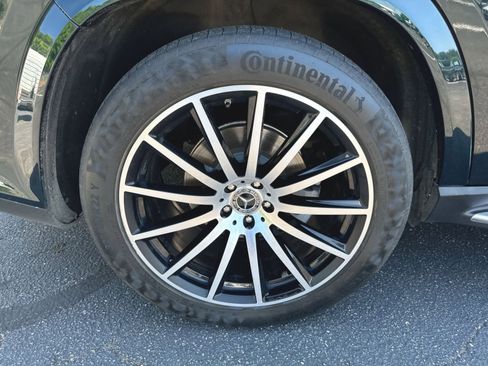 Used 2024 Mercedes-Benz GLS 450 4MATIC image 31