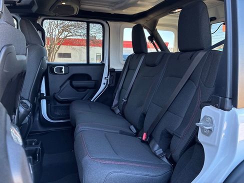 New 2025 Jeep Wrangler Rubicon image 24