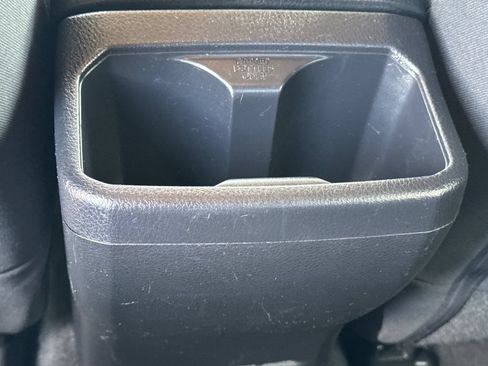 Used 2022 Toyota Tacoma SR5 RWD image 15