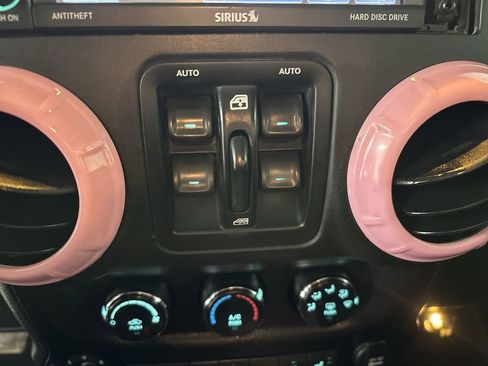 Used 2015 Jeep Wrangler Unlimited Sahara w/ Dual Top Group image 37