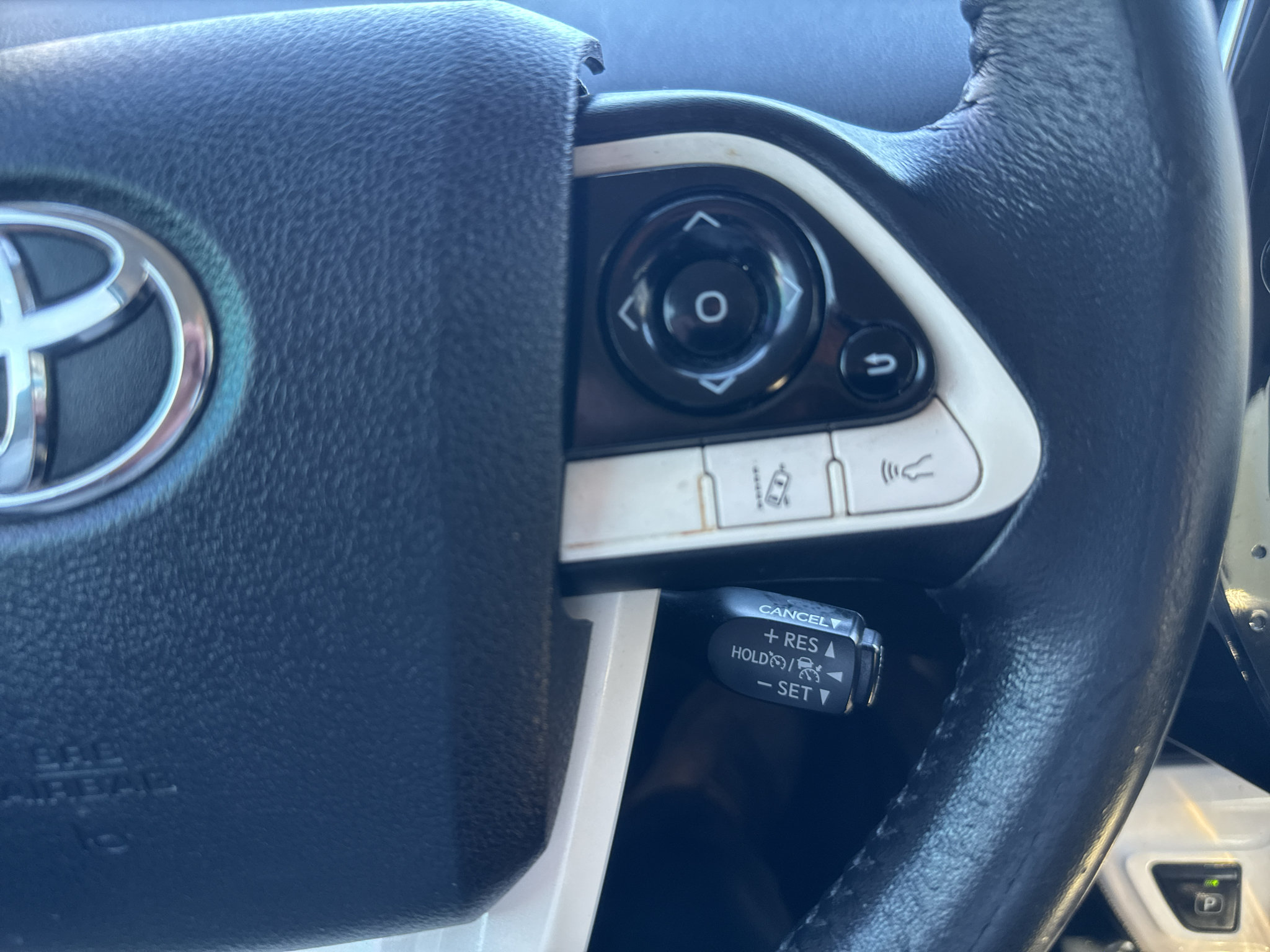 Used 2017 Toyota Prius Prime Premium FWD image 11