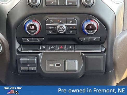 Used 2022 Chevrolet Silverado 2500 LT w/ Convenience Package AWD/4WD image 13