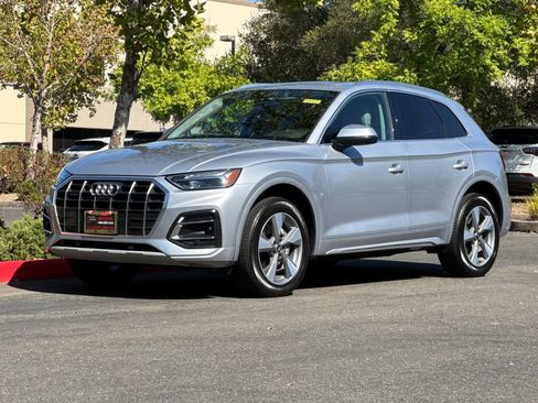 Certified 2023 Audi Q5 Premium w/ Premium Plus Package AWD/4WD image 9