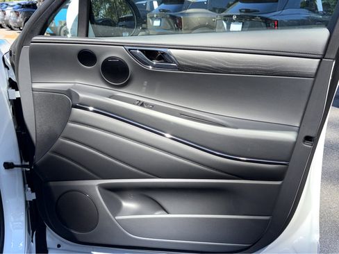 New 2026 Genesis GV80 3.5T Prestige image 16