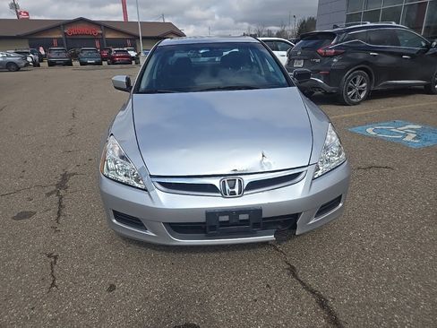 Used 2007 Honda Accord EX image 2