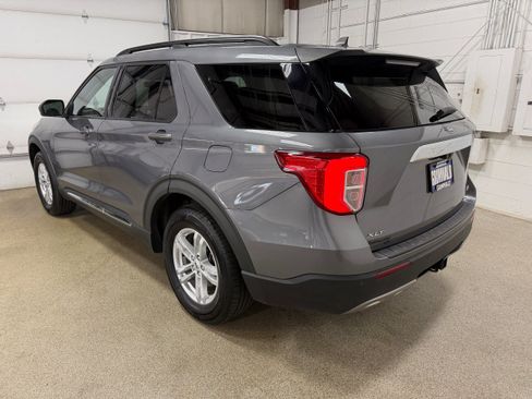Certified 2021 Ford Explorer XLT w/ Equipment Group 202A AWD/4WD image 7