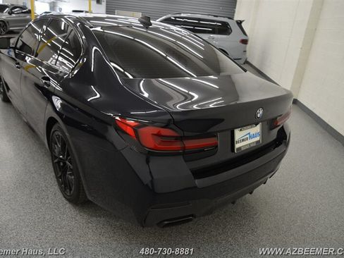 Used 2022 BMW M550i xDrive w/ Executive Package AWD/4WD image 12