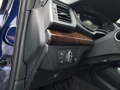 Used 2018 Audi Q5 2.0T Premium Plus w/ Premium Plus Package image 18