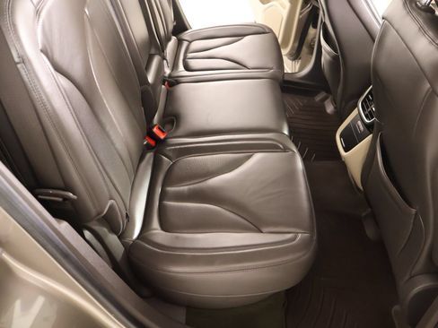 Used 2019 Lincoln Nautilus Select FWD image 14