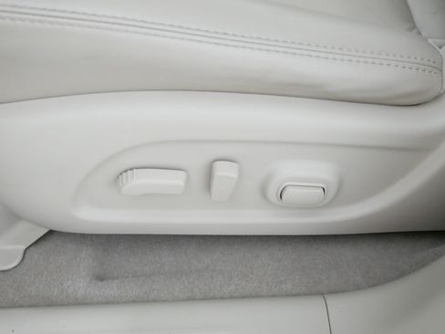 Used 2014 Nissan Pathfinder SL w/ SL Premium Package AWD/4WD image 20
