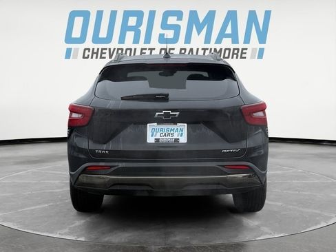 New 2026 Chevrolet Trax ACTIV w/ Sunroof Package FWD image 5