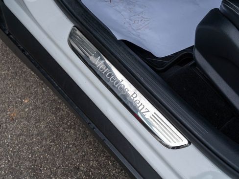 Used 2020 Mercedes-Benz GLC 300 GLC 300 image 17