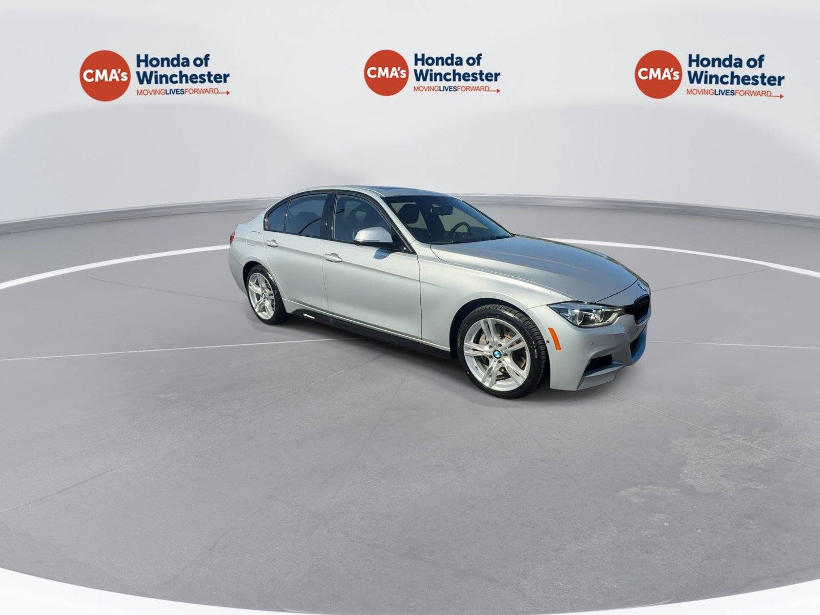 Used 2016 BMW 340i xDrive Sedan AWD/4WD image 2